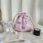 핑크 체크 리본 스트링파우치